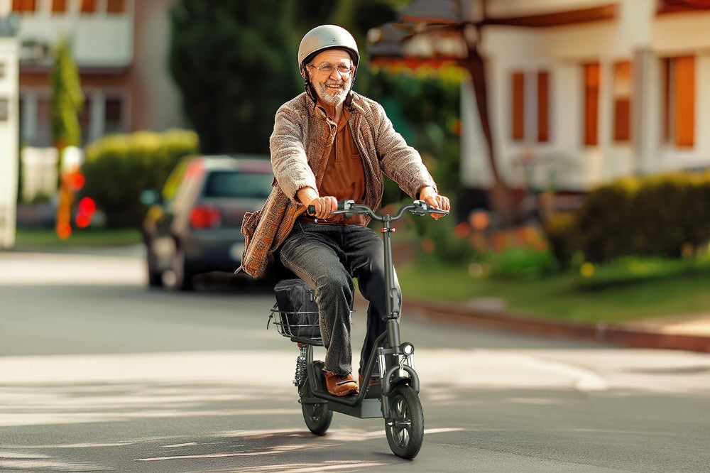 iScooter i12 Review: A Comfortable, Practical Urban Commuter Scooter