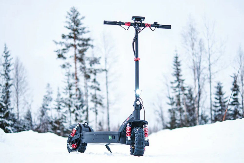Discover the Power and Comfort of the iScooter iX6